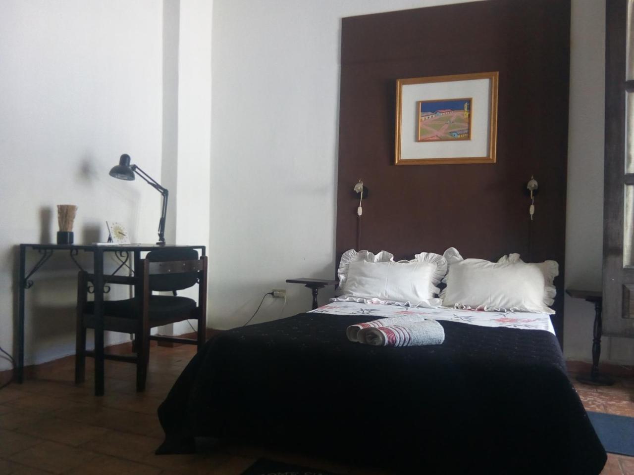 Black Cat Hostel Asuncion Экстерьер фото